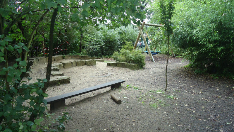 Spielplatz &Uuml;3 5