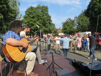 Sommerfest Herten-Nord in diesem Jahr mit reger Beteiligung von Flüchtlingen:  multikulturell, offen, fröhlich und bunt!